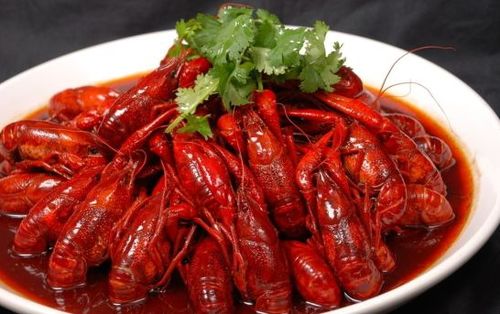 在家秘制小龍蝦，比飯店更鮮香過癮的終極攻略